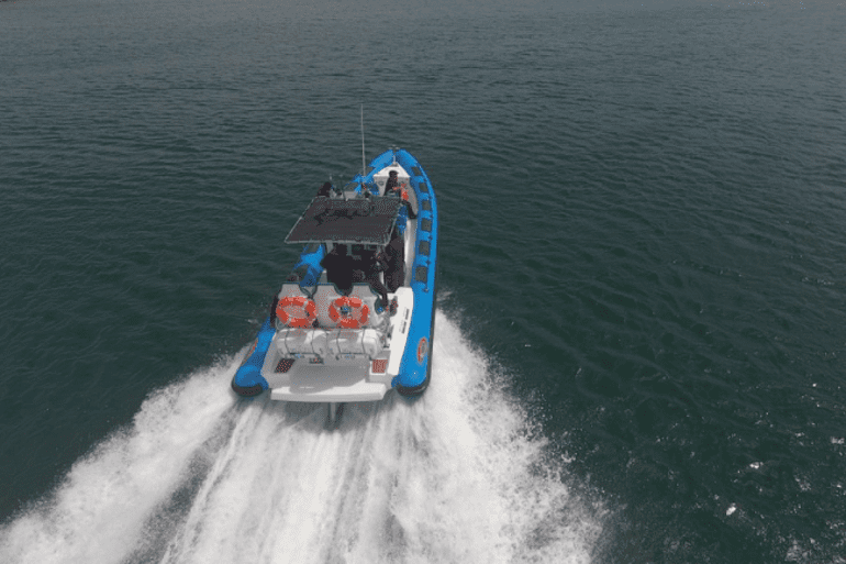 Speed_Boat_Slider_770x513_2